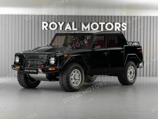 Lamborghini LM002