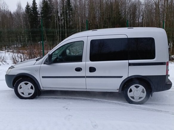 2009 Opel Combo C Рестайлинг, серебристый, 450000 рублей - вид 3