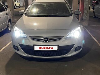 2012 Opel Astra GTC J Рестайлинг, белый, 1300000 рублей, вид 2