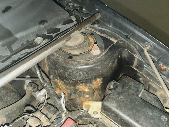 2000 Toyota Yaris I, чёрный, 268000 рублей - вид 8