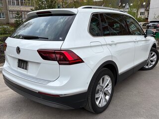 2019 Volkswagen Tiguan II, белый, 2100000 рублей, вид 4