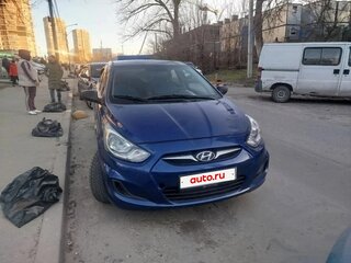 2013 Hyundai Solaris I, синий, 650000 рублей, вид 1