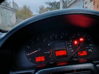 1999 Audi A4 I (B5) Рестайлинг, чёрный, 300000 рублей, вид 3