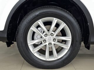 2015 Toyota RAV4 IV (XA40), белый, 1975000 рублей, вид 4