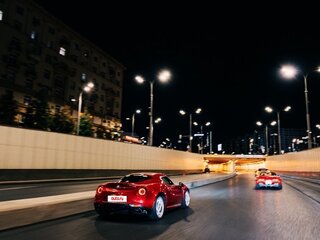 2014 Alfa Romeo 4C, красный, 10000000 рублей, вид 2
