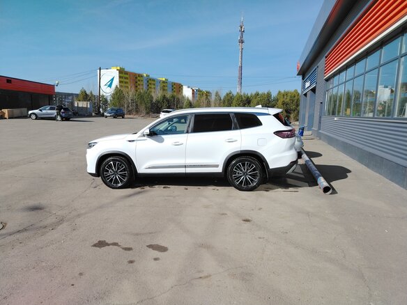 2024 Chery Tiggo 8 Pro Max I Рестайлинг, белый, 2500000 рублей - вид 4