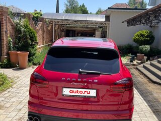 2015 Porsche Cayenne S II Рестайлинг (958), красный, 4300000 рублей, вид 5