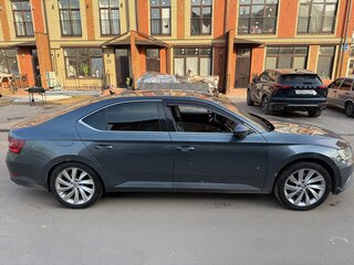 2016 Skoda Superb III, серый, 1550000 рублей, вид 3