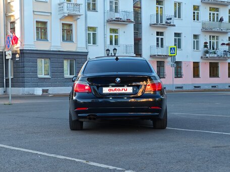 2007 BMW 5 серии 530xi V (E60/E61) Рестайлинг, чёрный, 900000 рублей, вид 5
