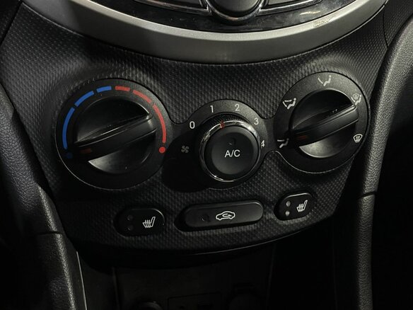 2013 Hyundai Solaris I, серый - вид 13