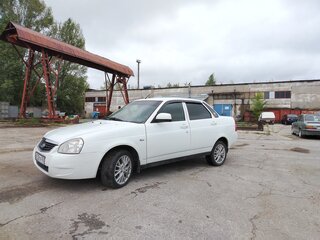 2011 Lada (ВАЗ) Priora I, белый, 325000 рублей, вид 1