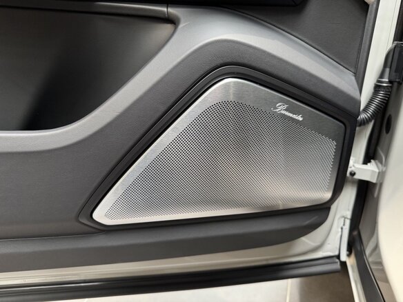 2025 Porsche Cayenne III Рестайлинг, серый - вид 15