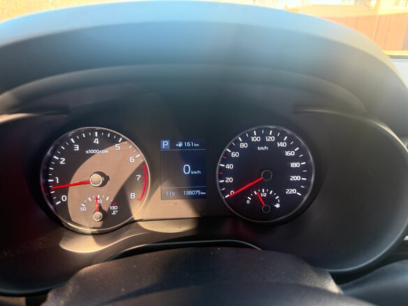 2017 Kia Rio IV, бежевый, 1550000 рублей - вид 5