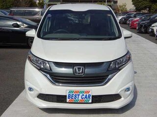 2018 Honda Freed II, белый, 1490000 рублей, вид 2