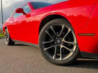 2019 Dodge Challenger III Рестайлинг 2, красный, 3480000 рублей, вид 2