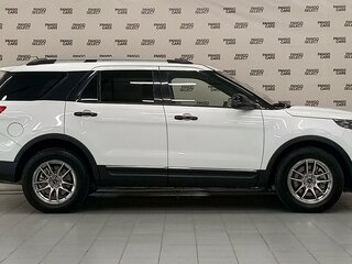 2014 Ford Explorer V, белый, 1677000 рублей, вид 4