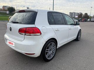 2011 Volkswagen Golf VI, белый, 660000 рублей, вид 5