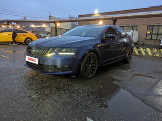2017 Skoda Octavia III (A7) Рестайлинг, синий, 2100000 рублей, вид 1
