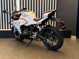 2026 QJMotor SRK 421 RR, белый, 629000 рублей, вид 5