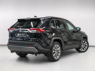 2021 Toyota RAV4 V (XA50), чёрный, 3390000 рублей, вид 5