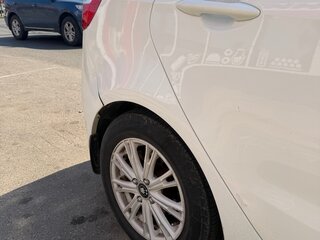 2012 Kia Rio 4-speed III, белый, 850000 рублей, вид 4