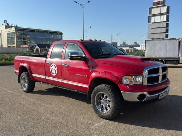 2005 Dodge RAM III (DR/DH), красный, 2650000 рублей - вид 6