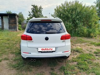2013 Volkswagen Tiguan I Рестайлинг, белый, 900000 рублей, вид 3