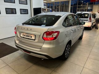 2026 Lada (ВАЗ) Granta I Рестайлинг, серебристый, 1344000 рублей, вид 4