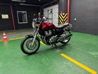 2018 Honda CB 1100, красный, 1275000 рублей, вид 4