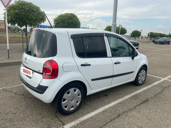 2008 Renault Modus Grand I Рестайлинг, белый, 460000 рублей - вид 3