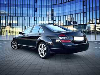 2008 Mercedes-Benz S-Класс 450 V (W221), чёрный, 1400000 рублей, вид 3