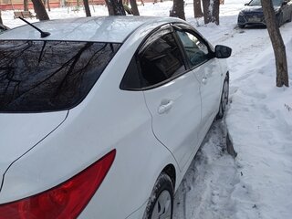 2013 Hyundai Solaris I, белый, 670000 рублей, вид 3