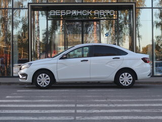 2024 Lada (ВАЗ) Vesta I Рестайлинг (NG), белый, 1310000 рублей, вид 2