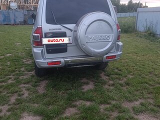 2001 Mitsubishi Montero III, серебристый, 550000 рублей, вид 2