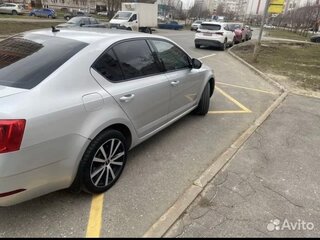 2018 Skoda Octavia III (A7) Рестайлинг, серебристый, 1470000 рублей, вид 3