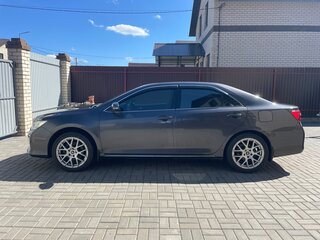 2012 Toyota Camry VII (XV50), серый, 1600000 рублей, вид 4