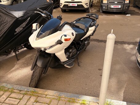 2011 Honda DN-01, белый, 600000 рублей, вид 5