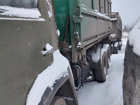 1989 КамАЗ 55102, зелёный, 1350000 рублей, вид 4
