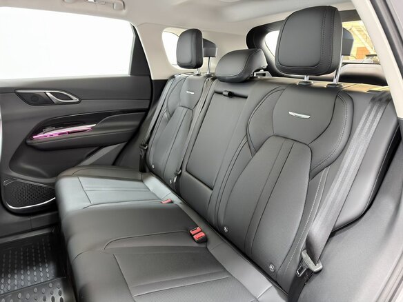 2025 Hongqi HS3, серый, 3269000 рублей - вид 31
