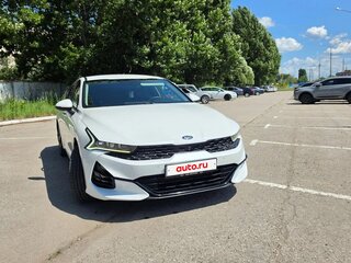 2021 Kia K5 III, белый, 1890000 рублей, вид 2