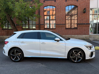 2023 Audi A3 Sportback 35 TFSI IV (8Y), белый, 2360000 рублей, вид 4