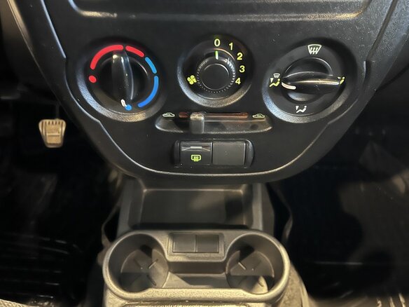 2012 Lada (ВАЗ) Granta I, чёрный, 170000 рублей - вид 14