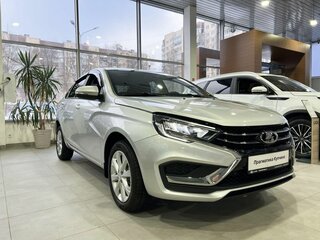 2026 Lada (ВАЗ) Vesta I Рестайлинг (NG), серебристый, 1805000 рублей, вид 3