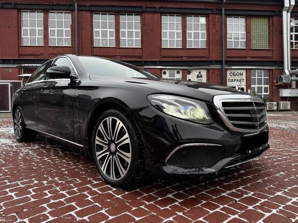 2017 Mercedes-Benz E-Класс 400 V (W213, S213, C238), чёрный, 3155996 рублей - вид 5