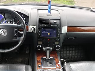 2008 Volkswagen Touareg I Рестайлинг, чёрный, 1250000 рублей, вид 5