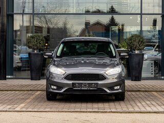 2016 Ford Focus III Рестайлинг, серый, 995000 рублей, вид 2