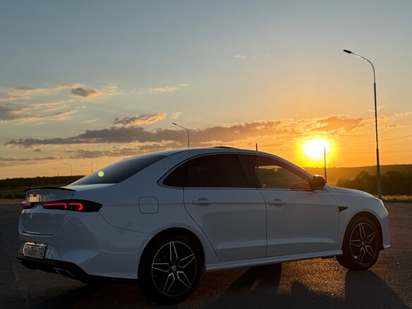 2023 Kaiyi E5, белый, 1300000 рублей - вид 4