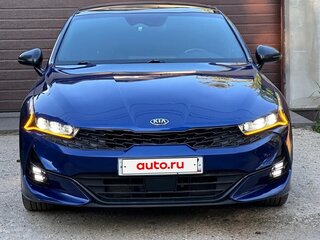 2021 Kia K5 III, синий, 2170000 рублей, вид 1
