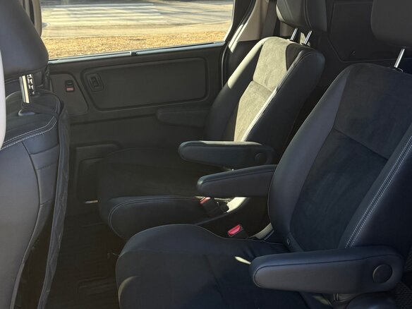 2022 Honda Freed II Рестайлинг, белый, 1850000 рублей - вид 14