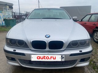 2001 BMW 5 серии 525i IV (E39) Рестайлинг, серебристый, 900000 рублей, вид 3